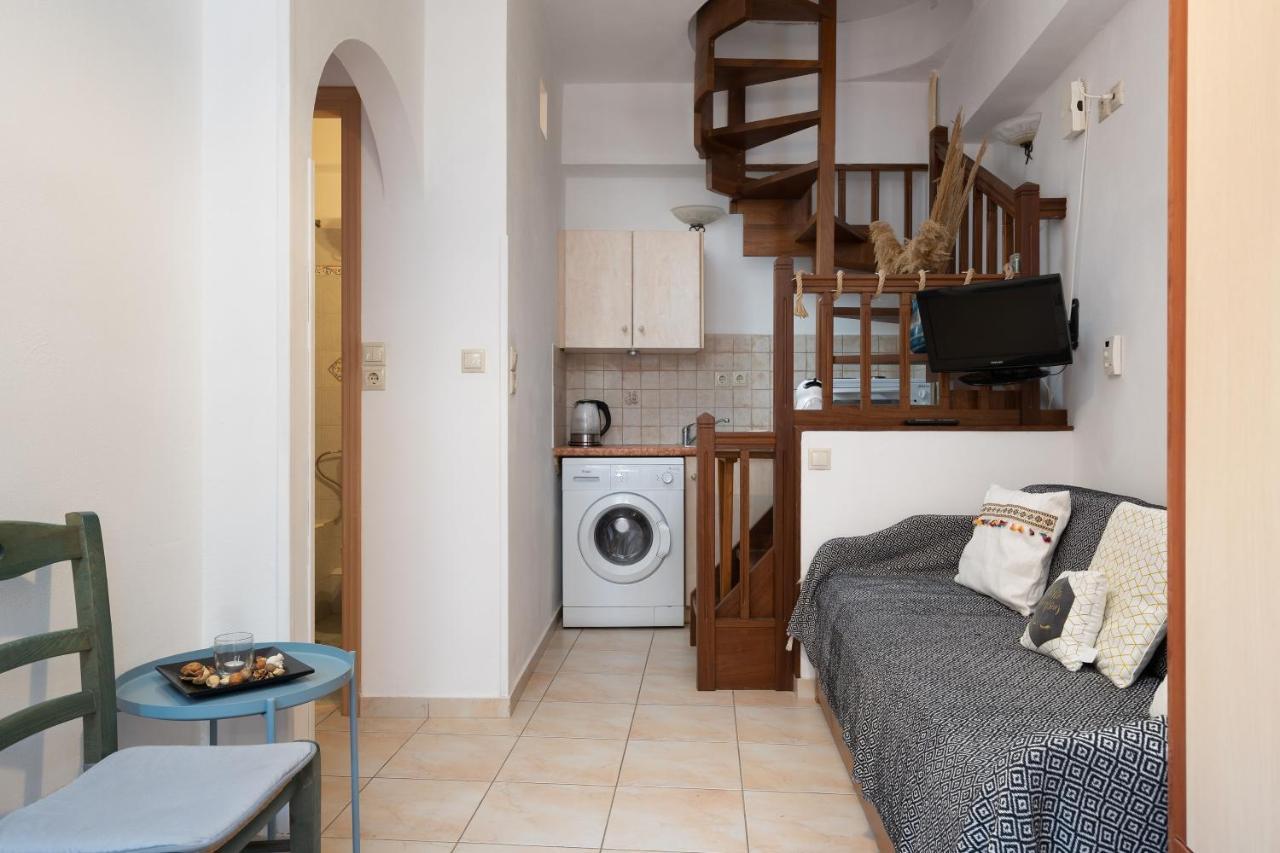 Small Apartment In Grotta Naxos Naxos City Exterior photo